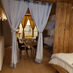 Privatunterkunft Le Chatelain De