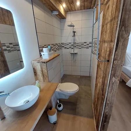 Homestay Le Chatelain De *