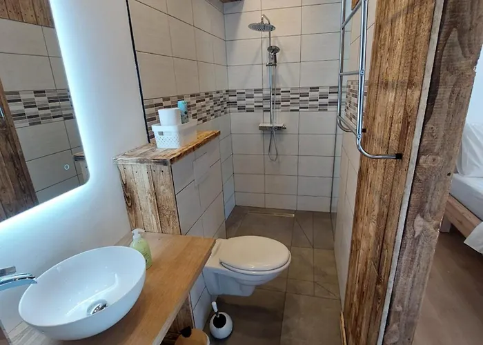 Le Chatelain De Alloggio in famiglia