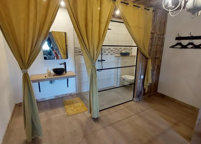 Le Chatelain De Alloggio in famiglia