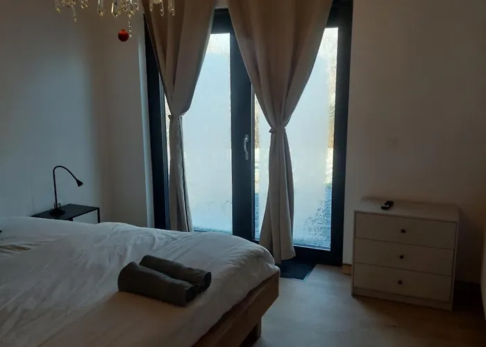 Le Chatelain De * Bouillon